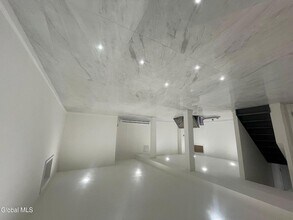 86 Hackett Blvd, Unit 2 in Albany, NY - Building Photo - Building Photo