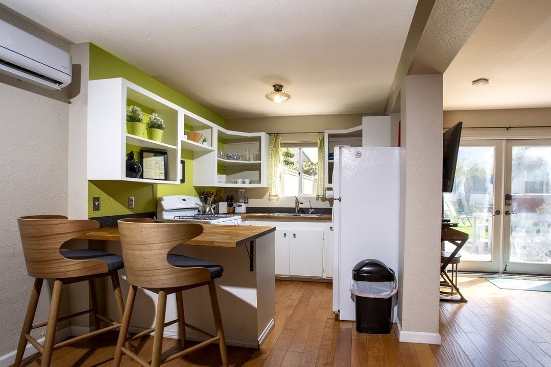 3270 Cedar St in San Diego, CA - Building Photo
