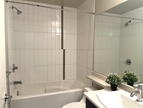 13728-13108 108 Ave in Surrey, BC - Building Photo - Building Photo