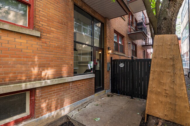 1675 Rachel Rue E in Montréal, QC - Building Photo - Building Photo