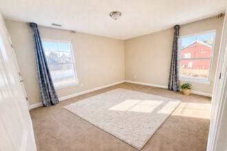 1300 Parkdale St in Chesapeake, VA - Building Photo - Building Photo