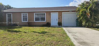 613 SW Sandbar Terrace in Port St. Lucie, FL - Building Photo