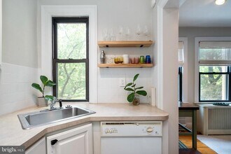 3616 Connecticut Ave NW in Washington, DC - Building Photo - Building Photo
