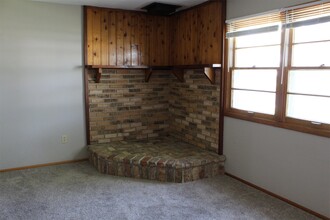 1955 E 8th St in Fremont, NE - Building Photo - Building Photo