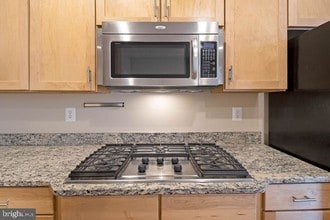 3347 S Kemper Rd in Arlington, VA - Foto de edificio - Building Photo