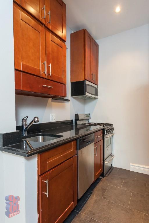 property at 230 E 32nd St