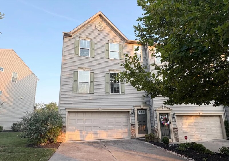 40 Wallace Rd in Mount Holly, NJ - Building Photo