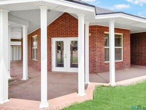2300 Reese Dr in Clovis, NM - Building Photo - Building Photo