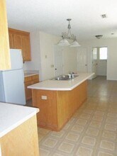 304 Lakeside Dr in Enterprise, AL - Building Photo - Building Photo