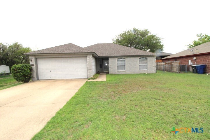 301 Mesquite Cir in Copperas Cove, TX - Building Photo