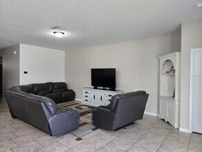 1437 Tawny Rdg Rd in Kissimmee, FL - Building Photo - Building Photo