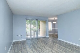 Parc Place Villas Apartments in Tampa, FL - Building Photo - Building Photo