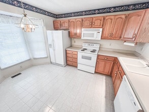 2138 Valley Dr in Bristol, VA - Building Photo - Building Photo