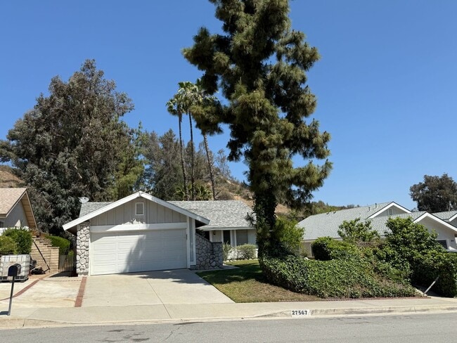 property at 27567 Pamplico Dr