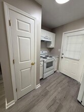 1112 Trinity St in Thomasville, NC - Building Photo - Building Photo