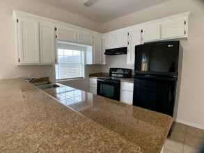 2723 Nassau St in Edinburg, TX - Foto de edificio - Building Photo