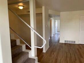 8950 N Pamela St, Unit 8950 in Spokane, WA - Foto de edificio - Building Photo