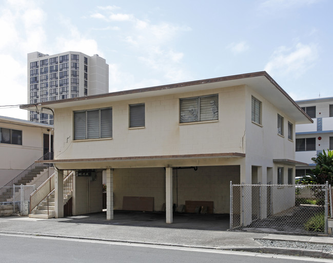 772 Paani St in Honolulu, HI - Foto de edificio - Building Photo