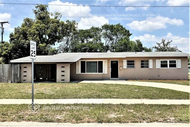 property at 610 Zinnia Dr