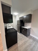 Weymouth Court Apartments in Philadelphia, PA - Foto de edificio - Building Photo