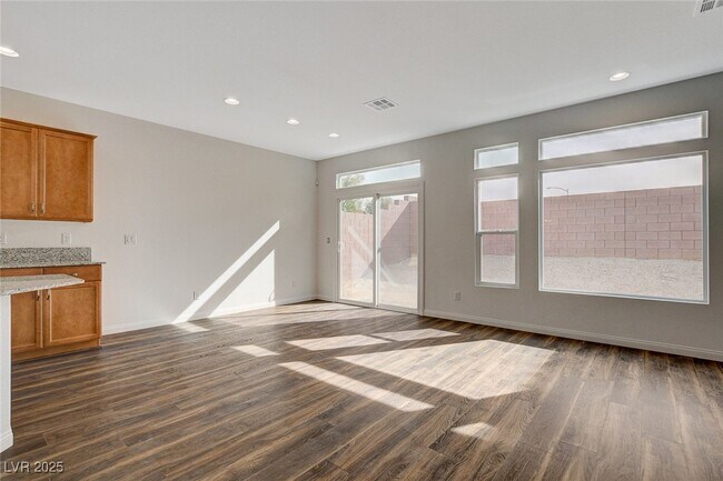 property at 6007 Whitmire Ave