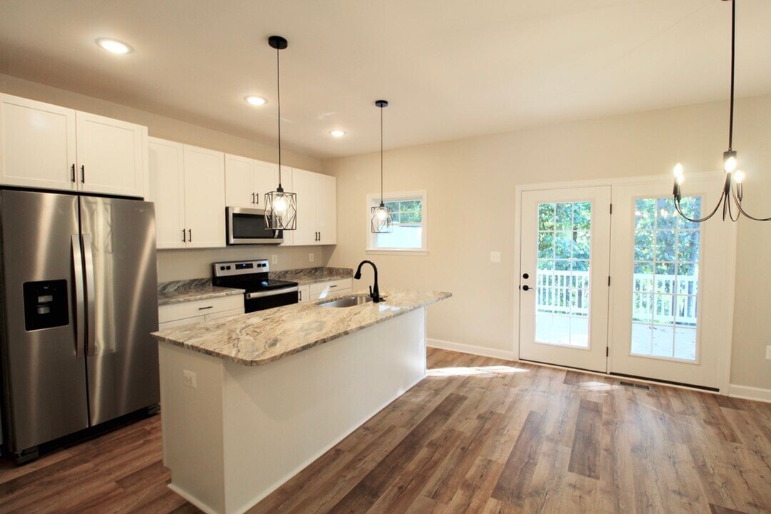 1515 Palomino Trl in Harrisonburg, VA - Building Photo