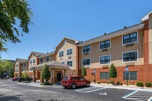 Furnished Studio-Jacksonville - Riverwalk in Jacksonville, FL - Building Photo