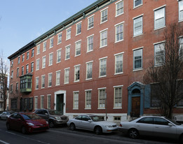 1827-1831 Pine St Apartments