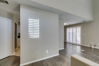 190 Renville Ct in Henderson, NV - Building Photo - Building Photo