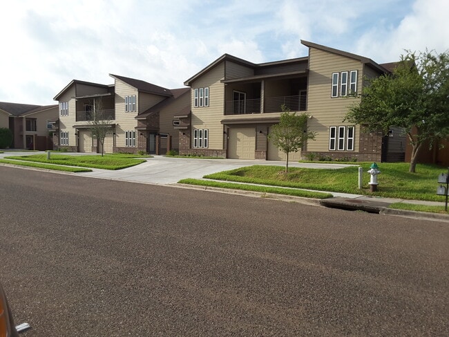 property at 1000 E Daffodil