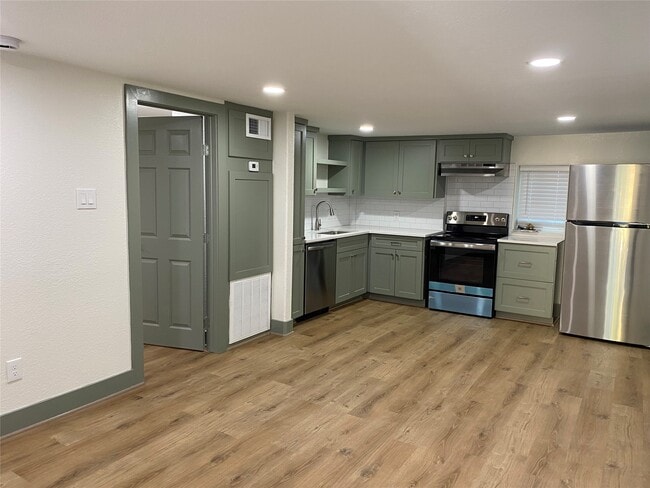 property at 2305 55th St