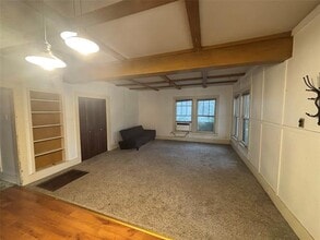 804 W Hickory St in Denton, TX - Building Photo - Building Photo