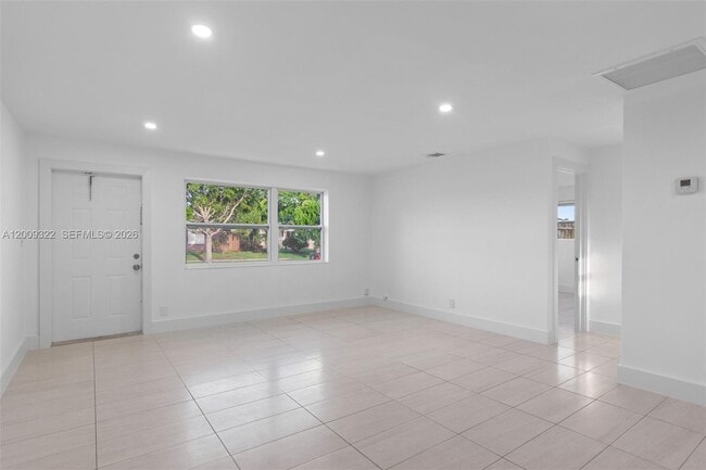 1481 SW 49th Ave in Fort Lauderdale, FL - Building Photo - Building Photo