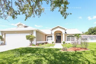 7421 Ashmore Dr, Unit 22008 in New Port Richey, FL - Building Photo