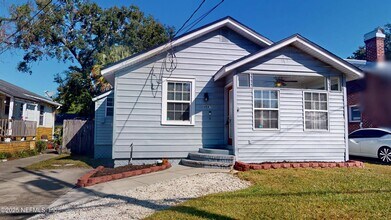 4547 Post St in Jacksonville, FL - Foto de edificio - Building Photo