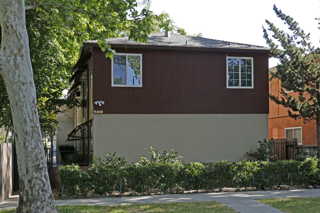 2405 F St in Sacramento, CA - Building Photo