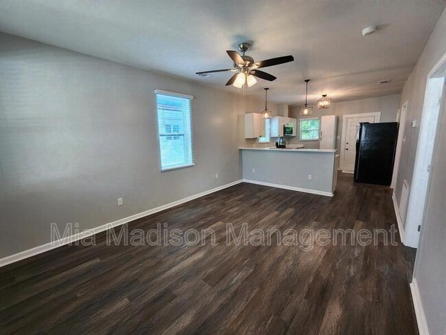 3303 Burroughs St in Savannah, GA - Building Photo - Building Photo