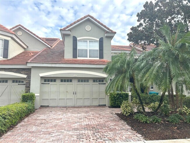 7441 Regina Way in Orlando, FL - Building Photo - Building Photo