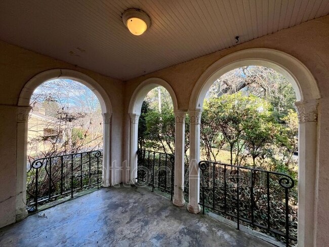 83 Edgemont Rd in Asheville, NC - Building Photo - Building Photo