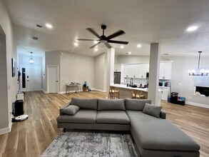 3035 Hampstead Dr in Jacksonville, FL - Building Photo - Building Photo