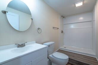 1141 S Wapakoneta Rd, Unit 1141 in Lima, OH - Building Photo - Building Photo