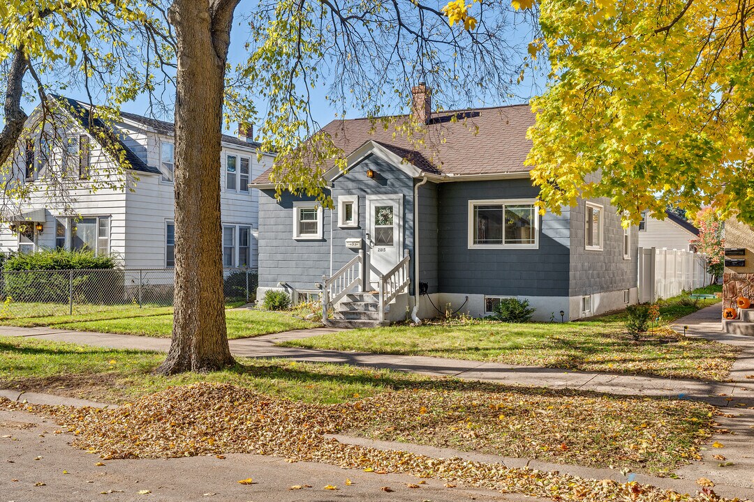 2015 Wood St in La crosse, WI - Building Photo