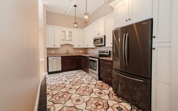 15 Mount Saint Marys Way, Unit 112 in Hooksett, NH - Building Photo - Building Photo