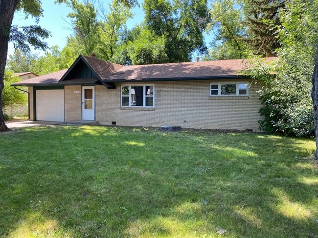 2117 Clearview Ave in Fort Collins, CO - Building Photo - Building Photo