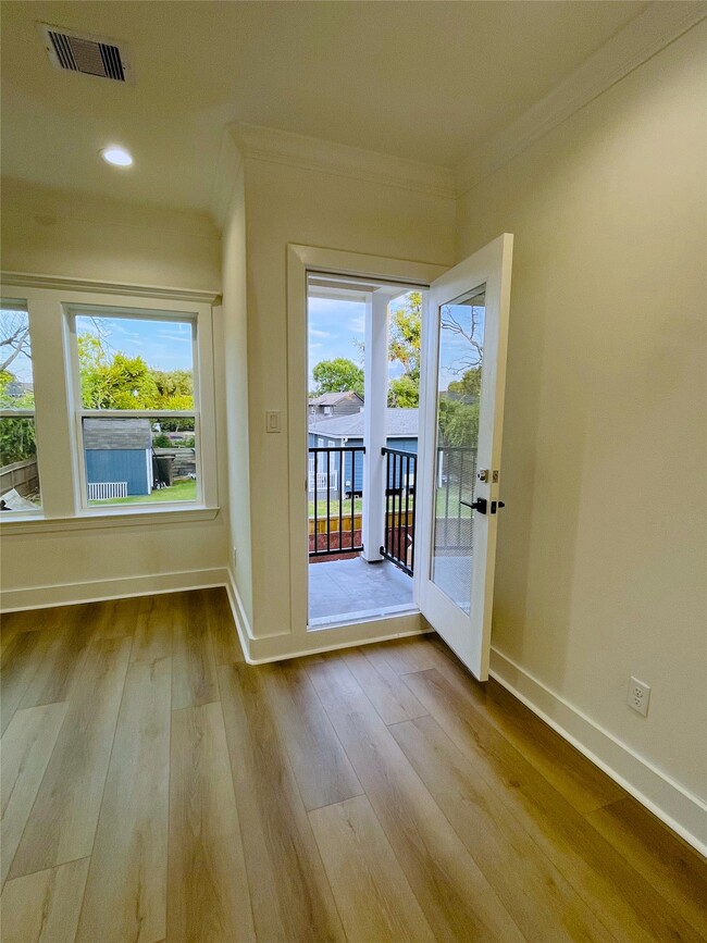 property at 3802 Yale St