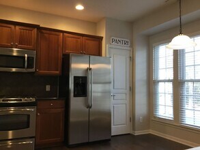 570 6th Baxter Crossing in Fort Mill, SC - Building Photo - Building Photo