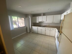 20 Andrea Dr in New Smyrna Beach, FL - Building Photo - Building Photo