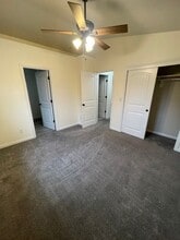 970 Salamander Rd SE in Jefferson, OR - Building Photo - Building Photo