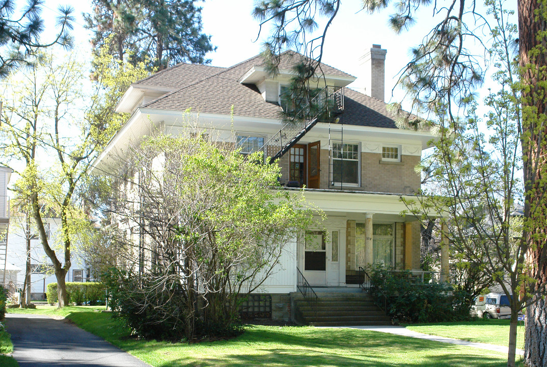 2327 W Pacific Ave in Spokane, WA - Foto de edificio