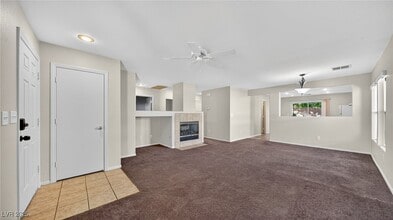 10460 Wellington Manor Ave in Las Vegas, NV - Building Photo - Building Photo